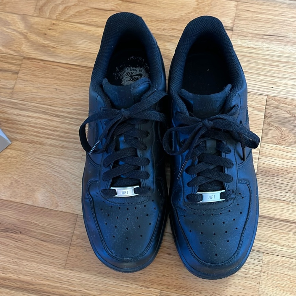 Nike Air Force 1 ‘07, women’s shoe size 7.5.